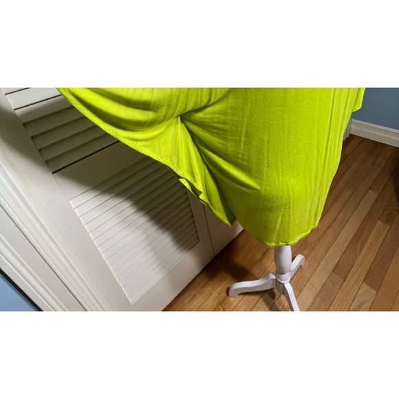 Micheal Kors size med women's top line green - Picture 11 of 16